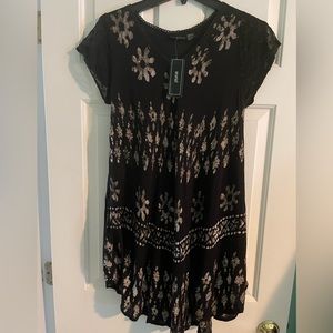 NWT Zuriet black, and beige swing dress, One size.